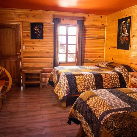 Taramuri Hotel & Tours Creel Eksteriør bilde